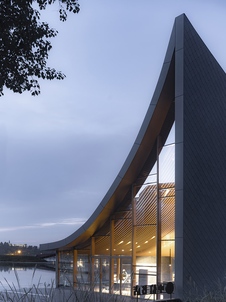 chengdu xinglong lake citic bookstore china by muda architects
