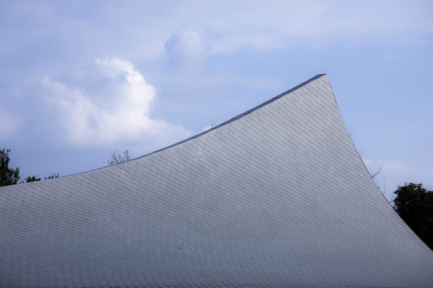 chengdu xinglong lake citic bookstore china by muda architects