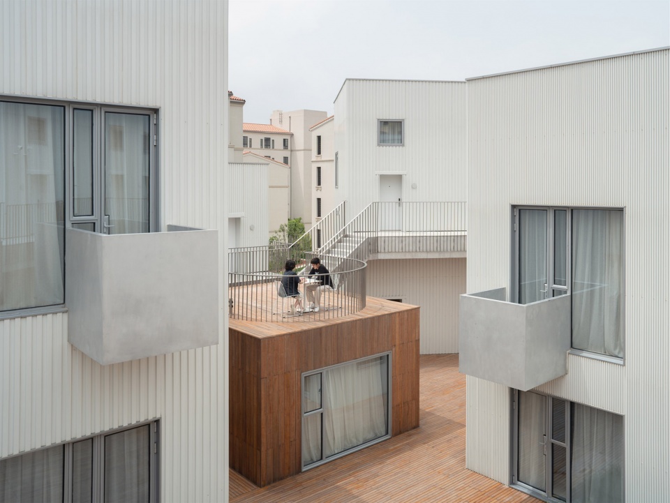 Aranya theTANG hotel BLUE Architecture Studio