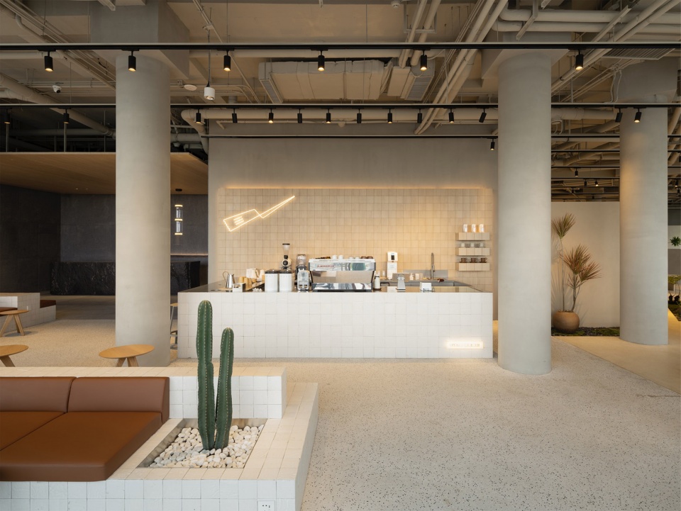 Aranya theTANG hotel BLUE Architecture Studio