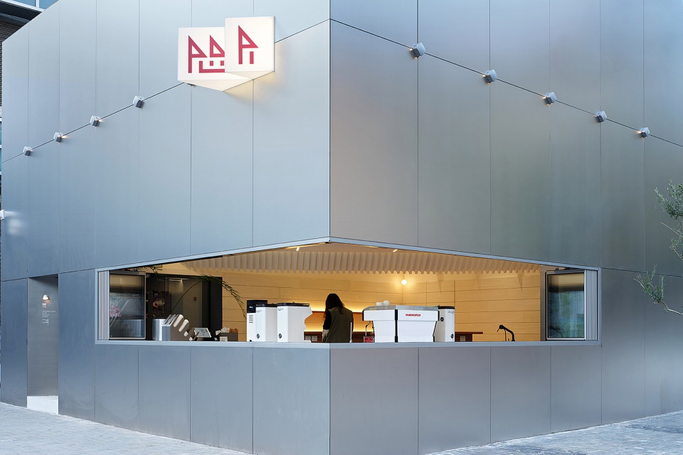 inch coffee china by yue design space design studio