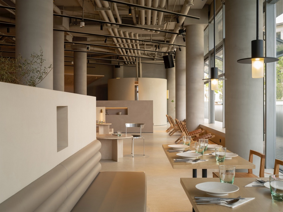 Aranya theTANG hotel BLUE Architecture Studio