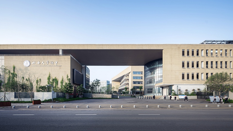 Liangjiang Campus of the High School Affiliated to Southwest University gad