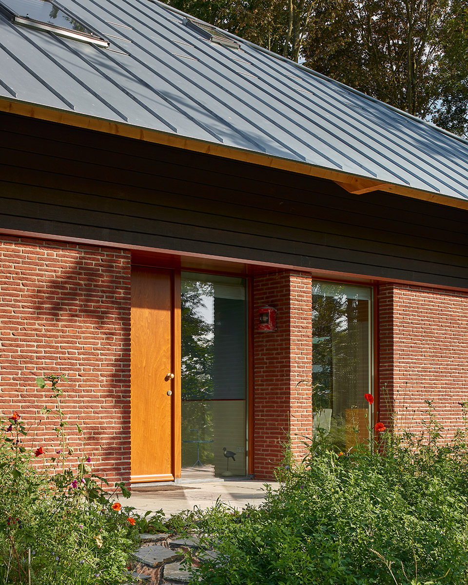 bosvilla noordwijk netherlands by kevin veenhuizen architects