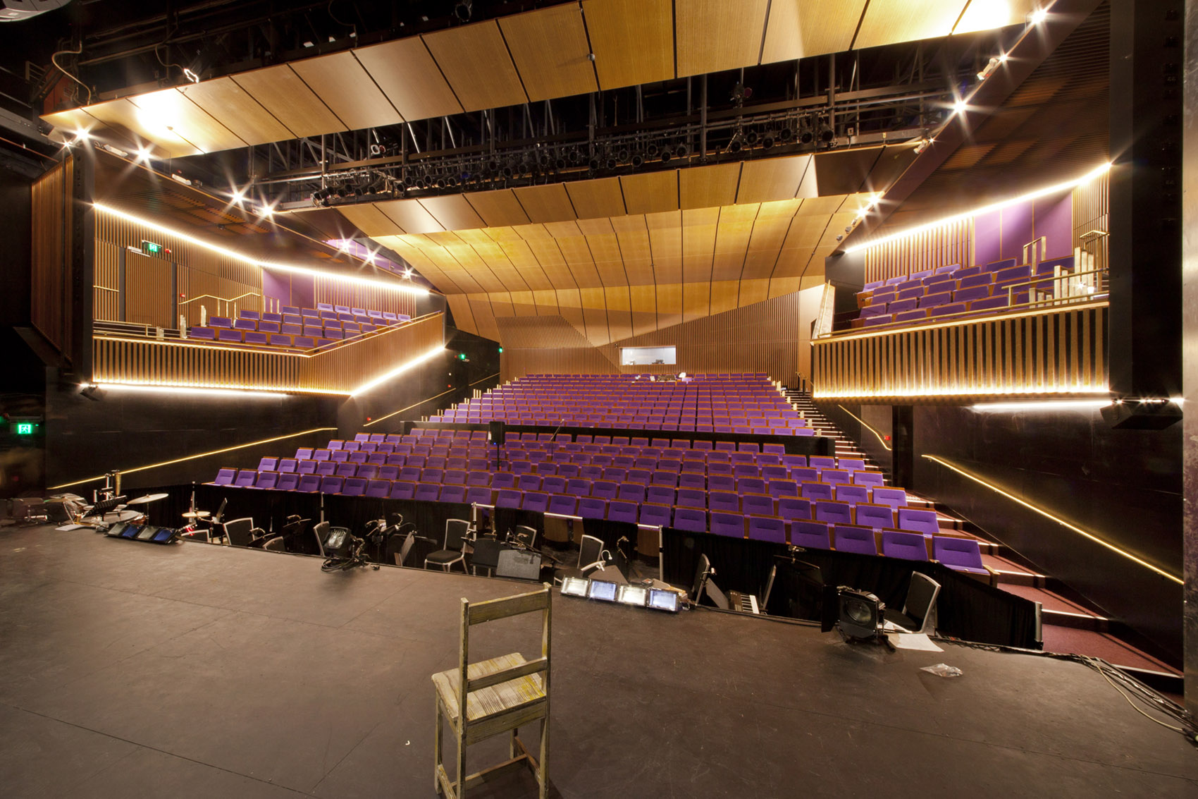 Wyong Art House by Tonkin Zulaikha Greer Architects