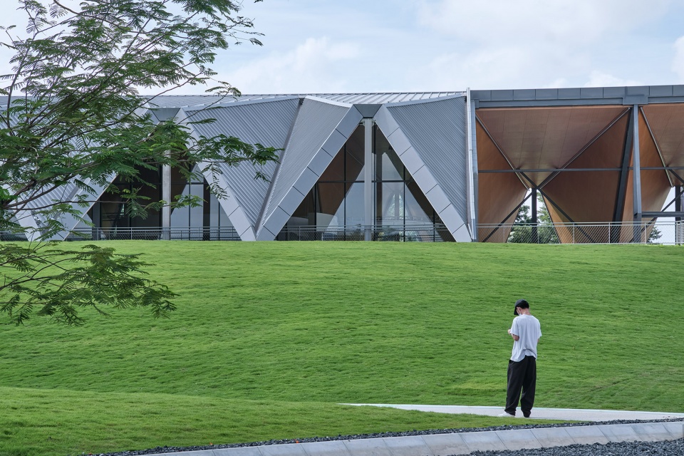 shenzhen maozhou river left bank science and technology park china by original design studio