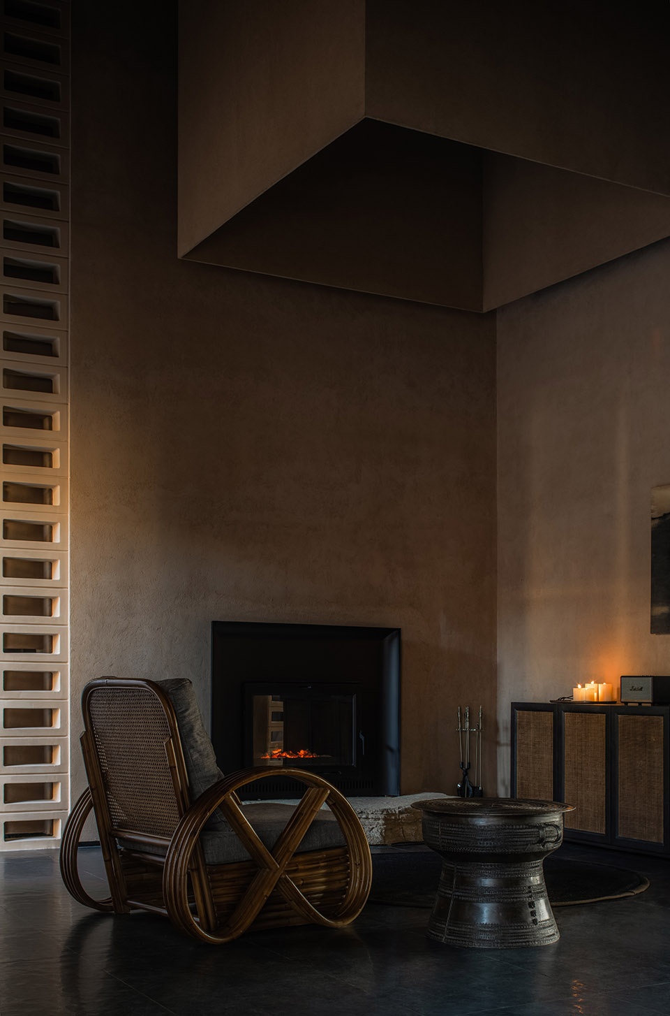 FLOWING LIGHT SHADOW by Fuzhou Lingzhu Design