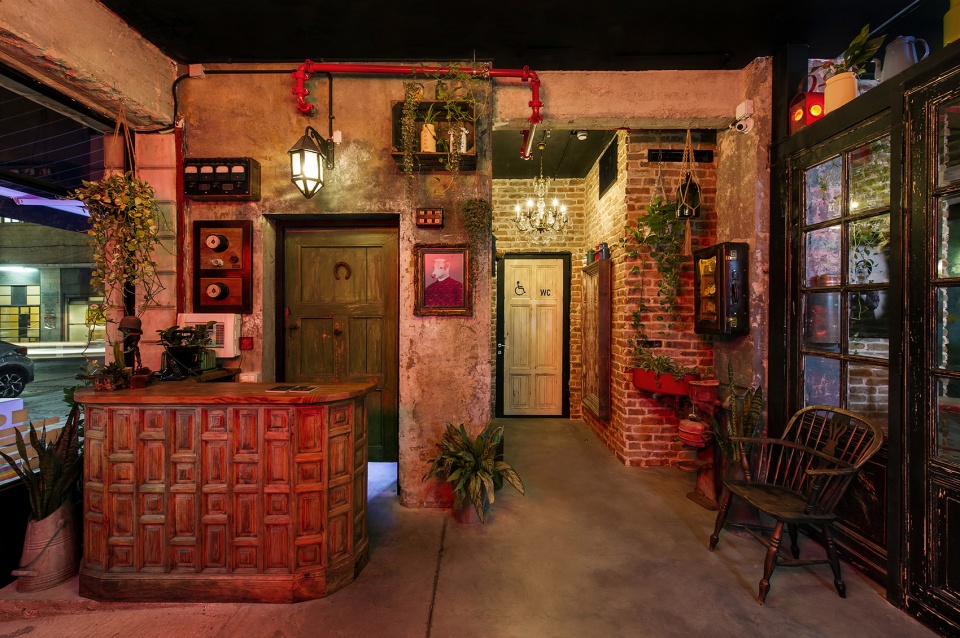 Fattoush bar by k o t architects
