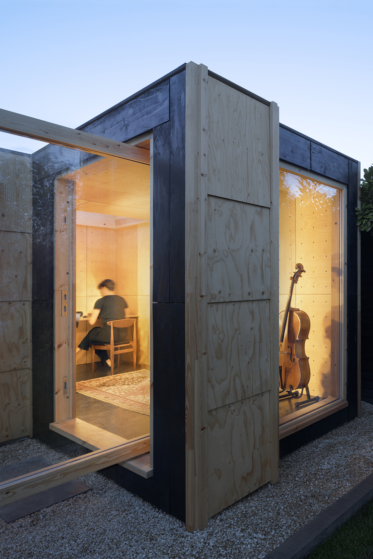 dwelling unit for musicians by auar