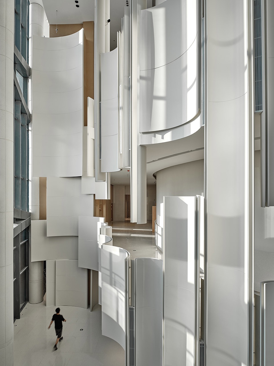 Luoyang Zhengda Opera House by One Plus Partnership