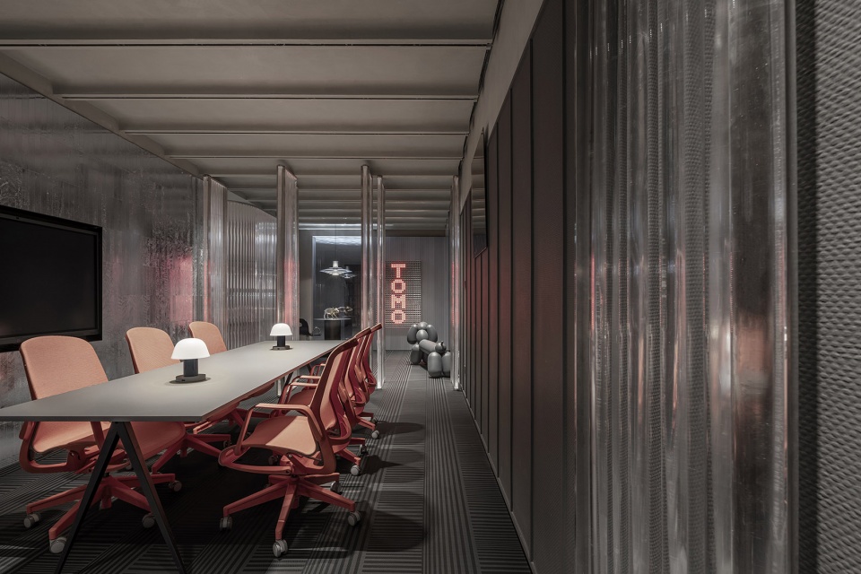TOMO OFFICE China by TOMO INTERIOR DESIGN FIRM