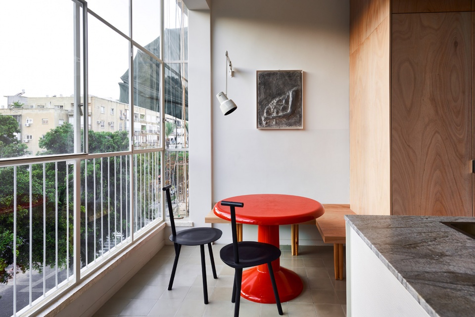 SD Chen Apartment Tel Aviv by Salty Architects