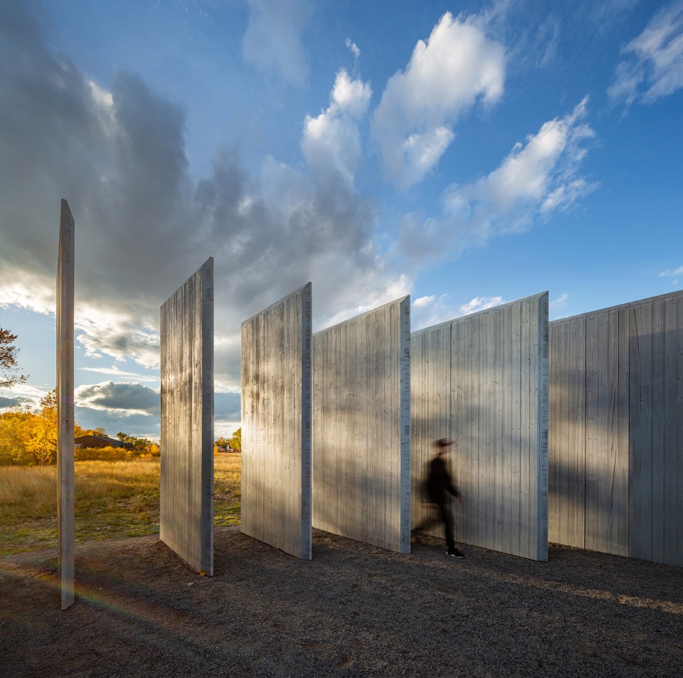 Town Enclosure by CLB Architects