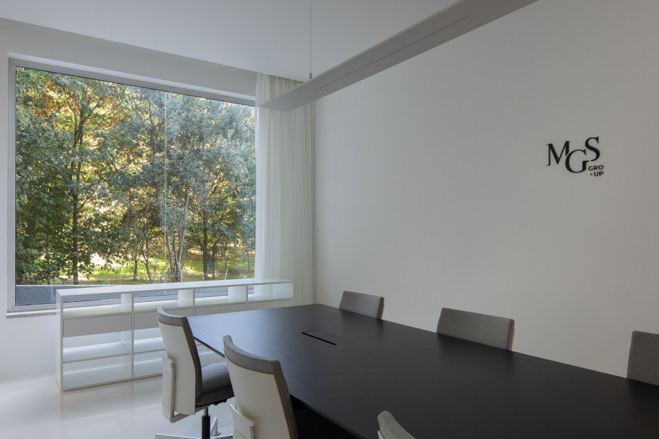 MGS Office by COVO INTERIORES