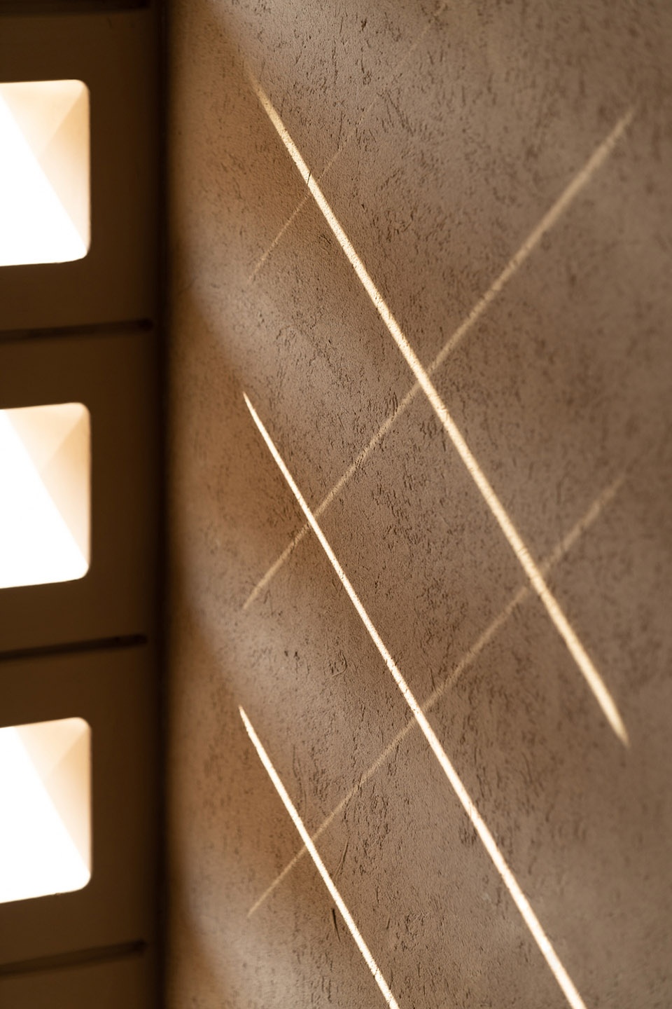 FLOWING LIGHT SHADOW by Fuzhou Lingzhu Design
