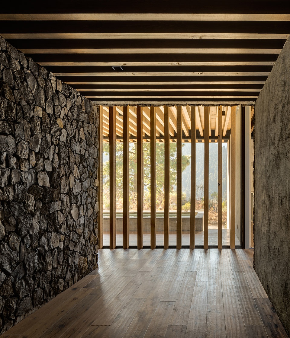 Hill House Manuel Cervantes Céspedes