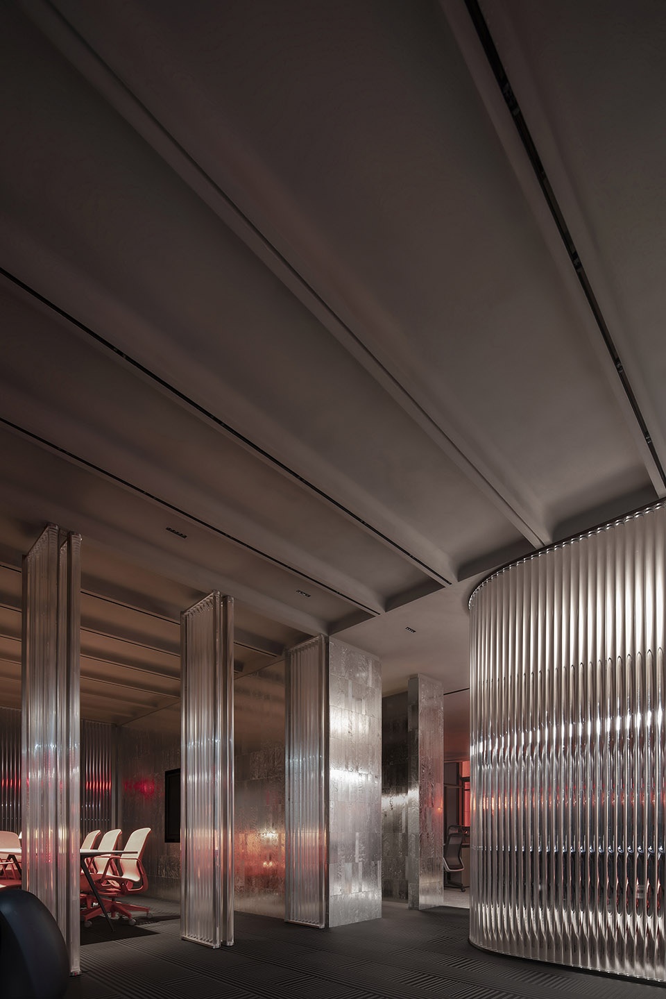 TOMO OFFICE China by TOMO INTERIOR DESIGN FIRM