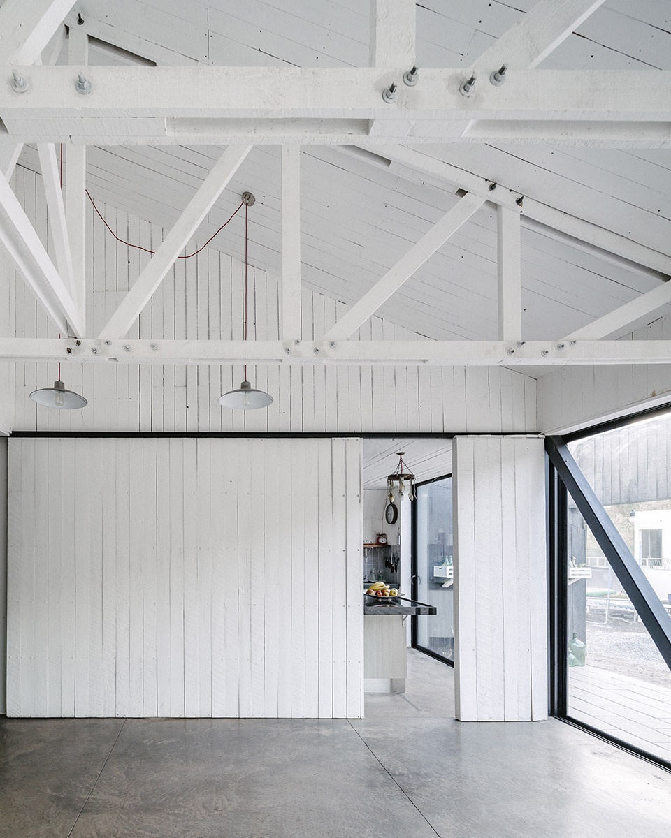 Orqe House by Ivan Bravo Architects