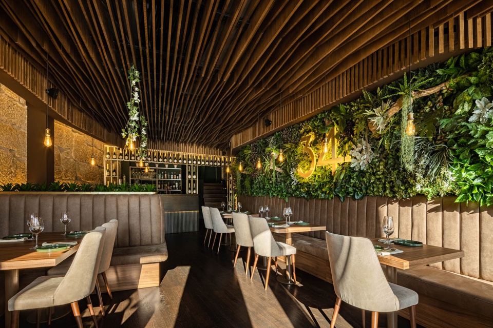 34 Restaurant by REM A