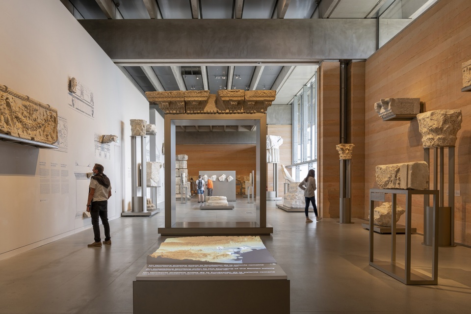 Narbo Via Narbonne by Foster and Partners