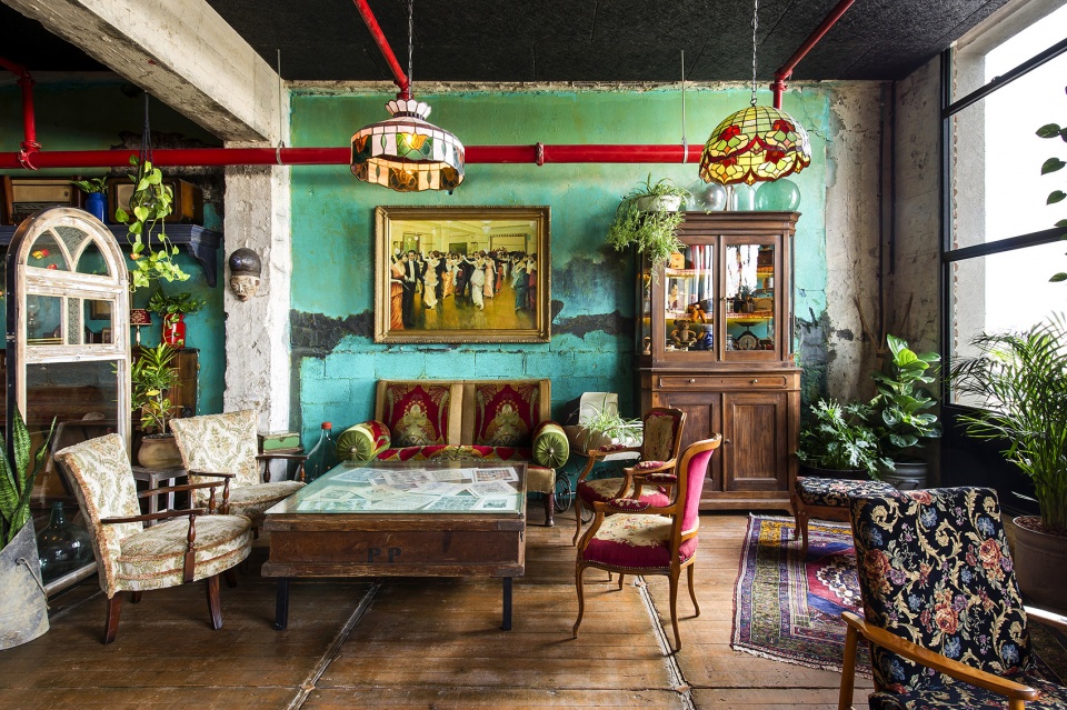 Fattoush bar by k o t architects