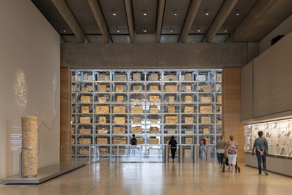 Narbo Via Narbonne by Foster and Partners