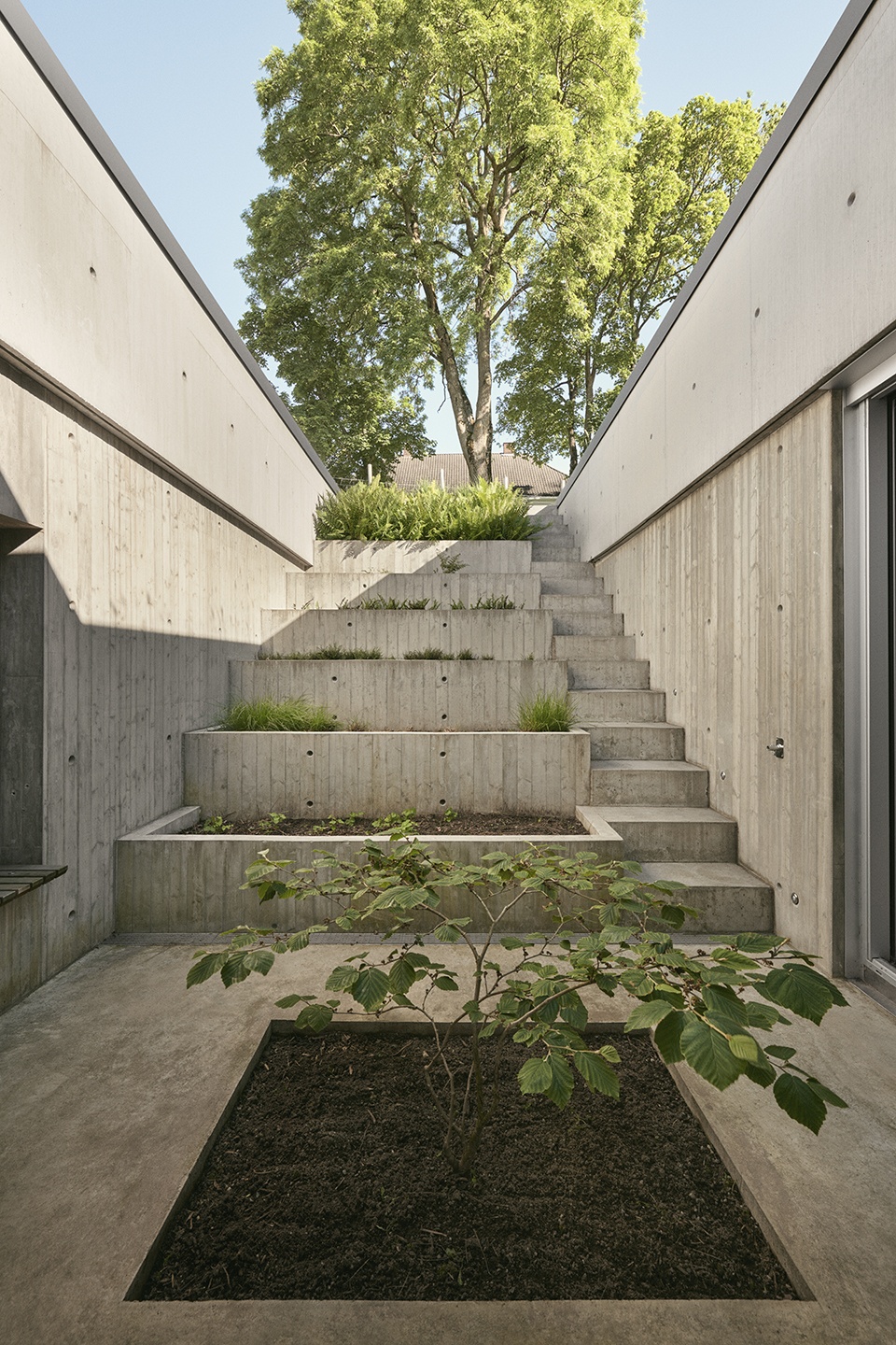 villa aa by c f moller architects
