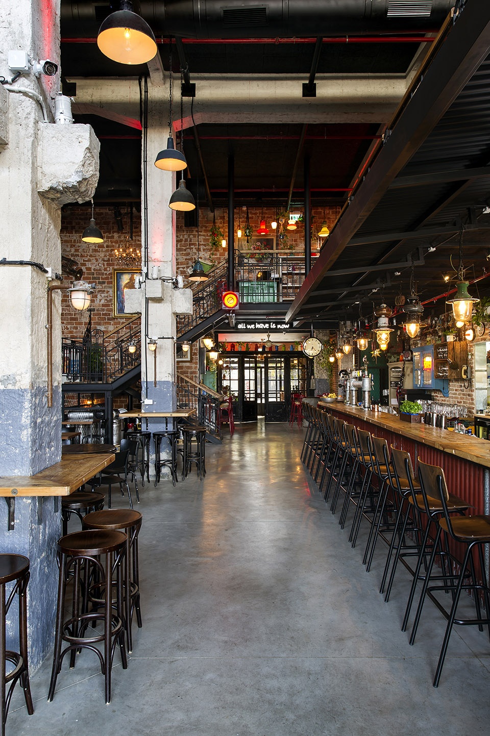 Fattoush bar by k o t architects
