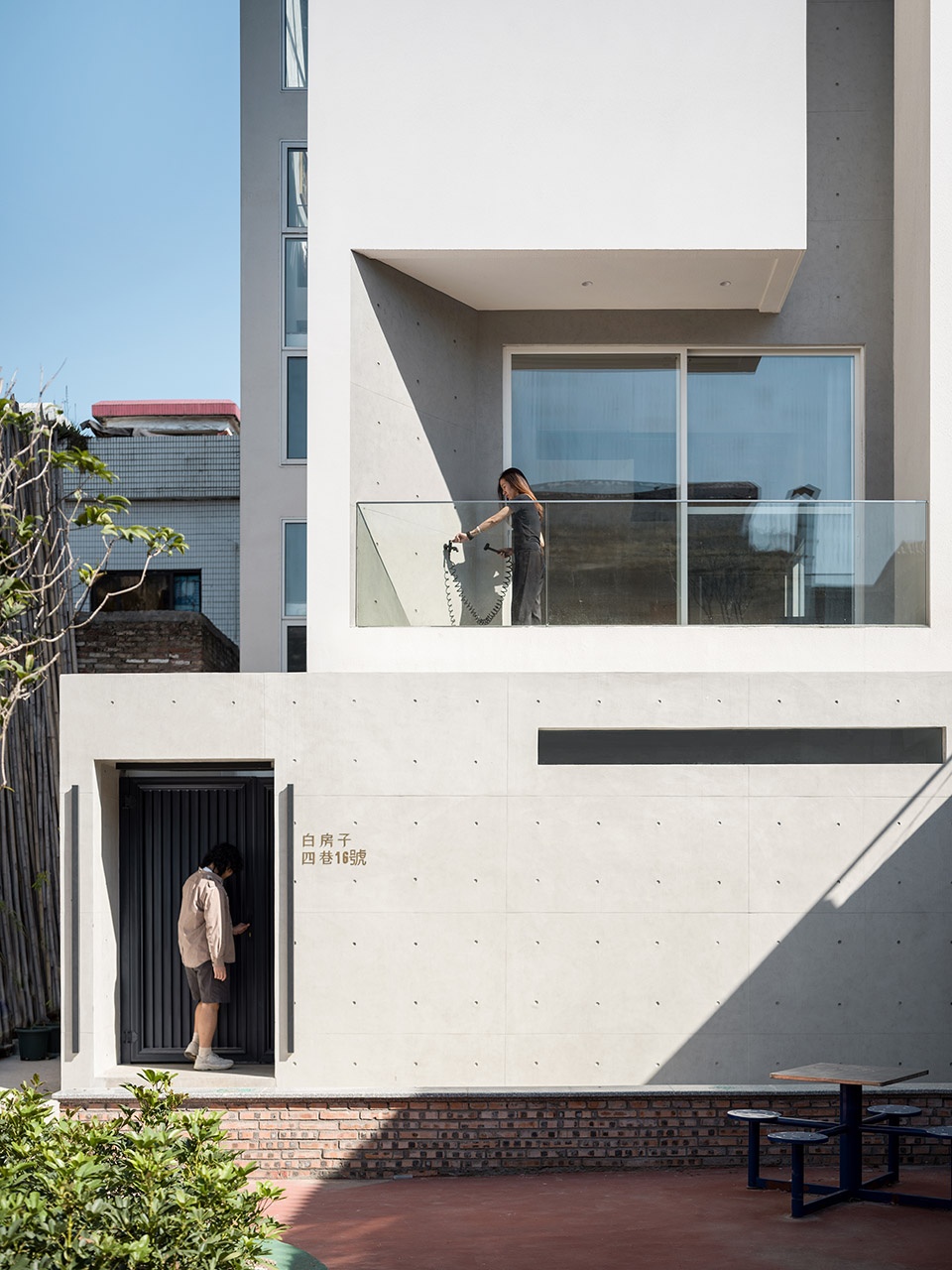 HOUSE d URBAN FUTURE DESIGN