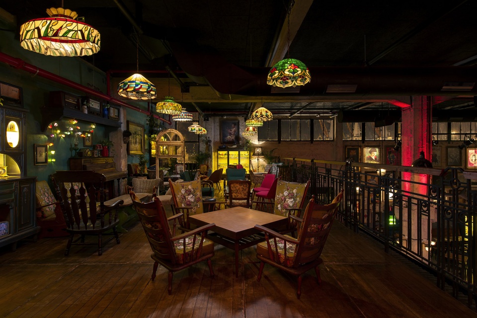 Fattoush bar by k o t architects