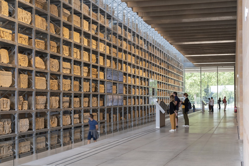 Narbo Via Narbonne by Foster and Partners