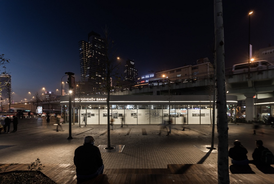 Mecidiyekoy square KAAT ARCHITECTURE URBAN