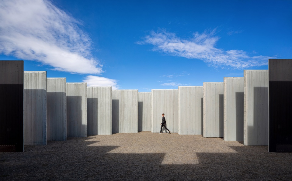 Town Enclosure by CLB Architects
