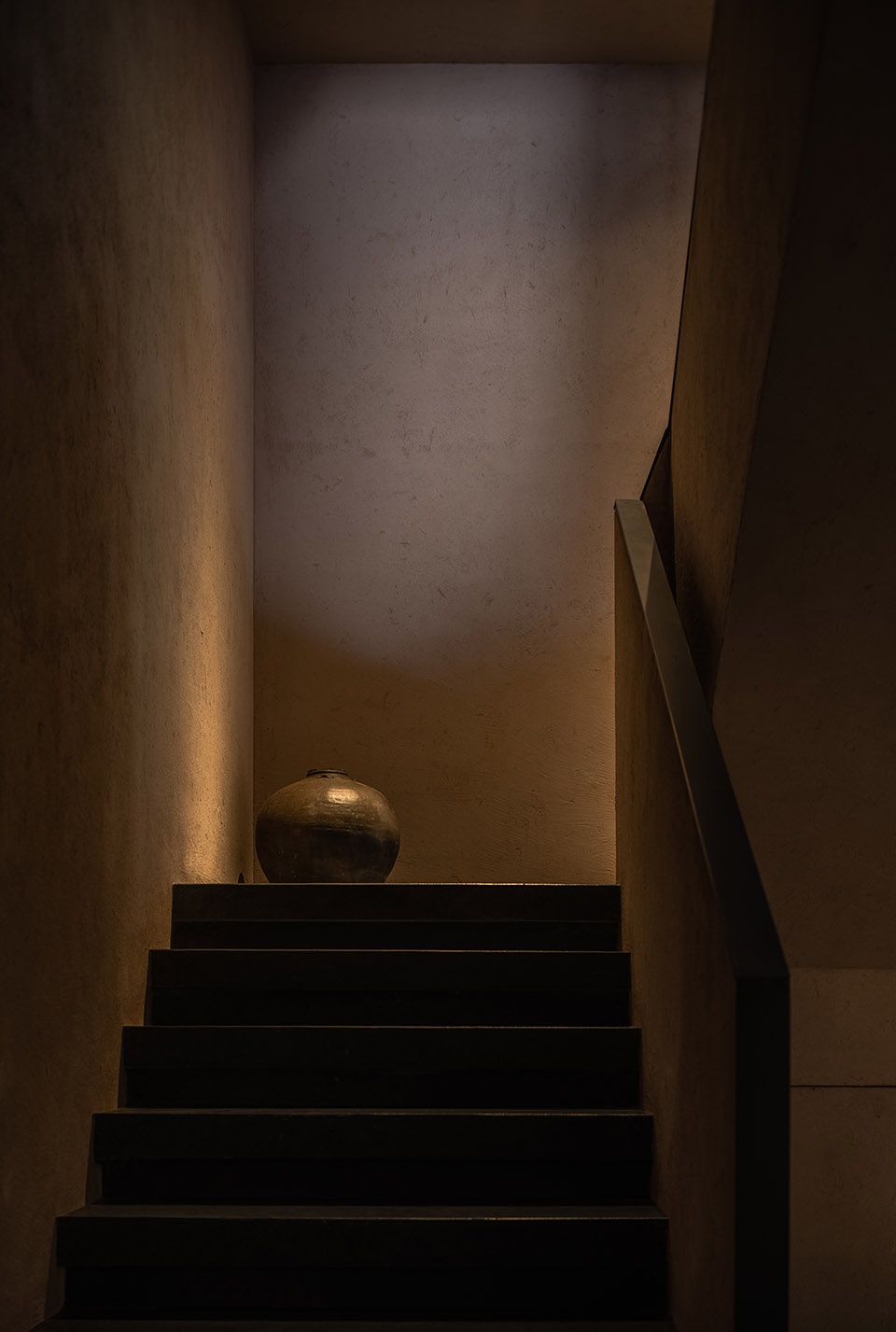 FLOWING LIGHT SHADOW by Fuzhou Lingzhu Design