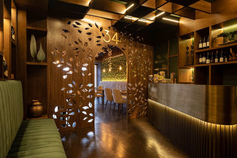 34 Restaurant by REM A
