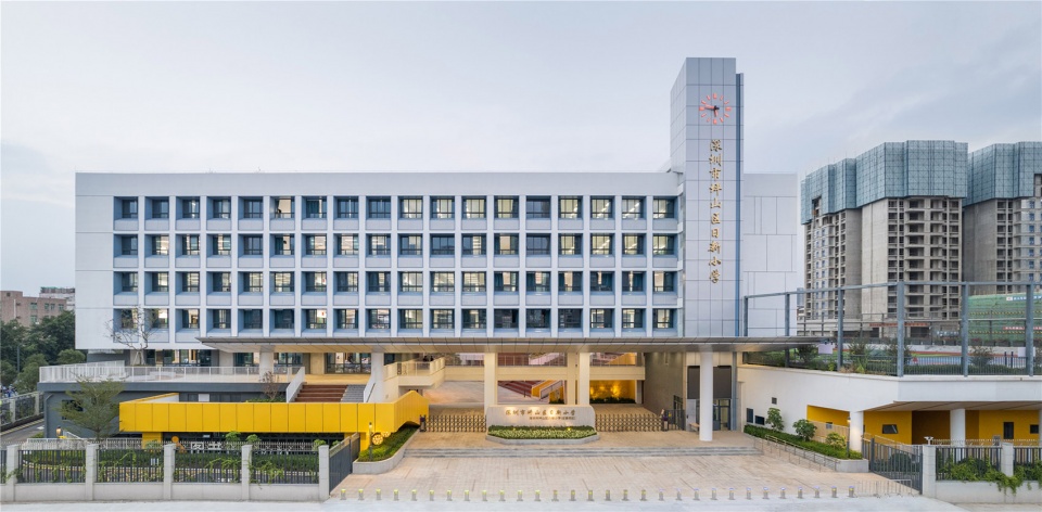 Shenzhen Pingshan Rixin Primary School CMAD Architects