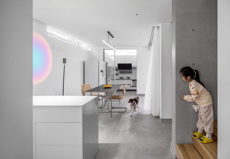 HOUSE d URBAN FUTURE DESIGN