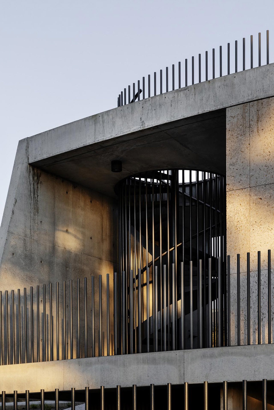 Tidal Arc House WOODS BAGOT