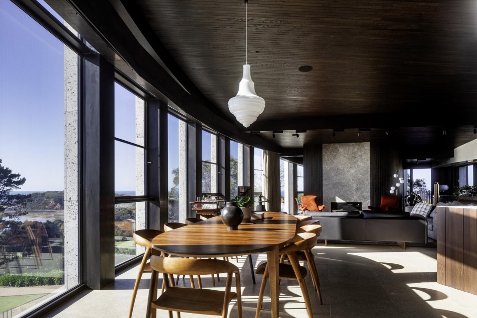 Tidal Arc House WOODS BAGOT