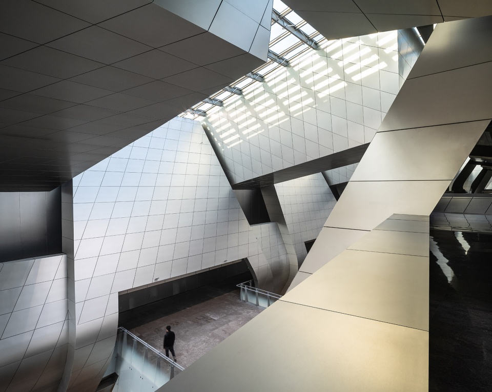 Yangtze River International Conference Center Morphosis