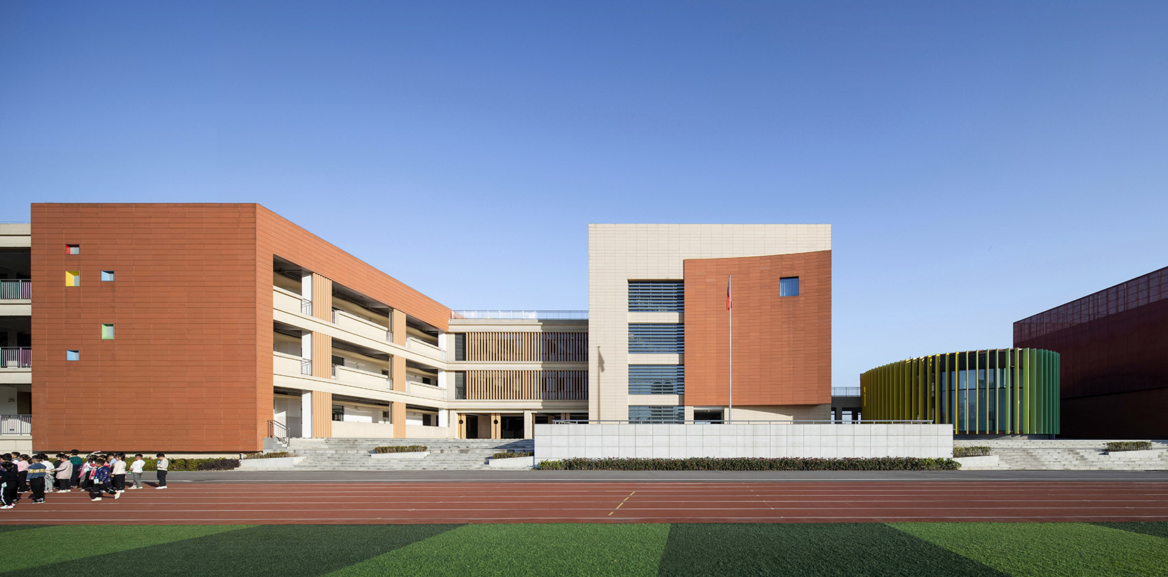 tongling xihu new district middle school and primary school anhui china by horizon design