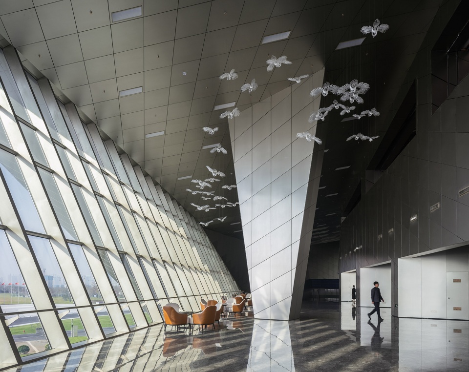 Yangtze River International Conference Center Morphosis