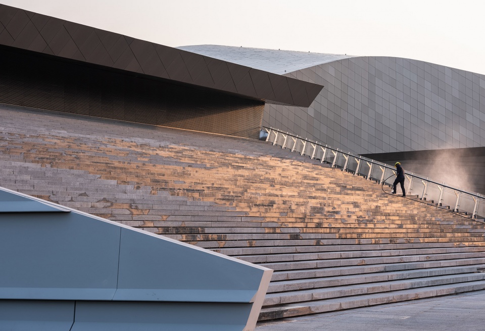 Yangtze River International Conference Center Morphosis