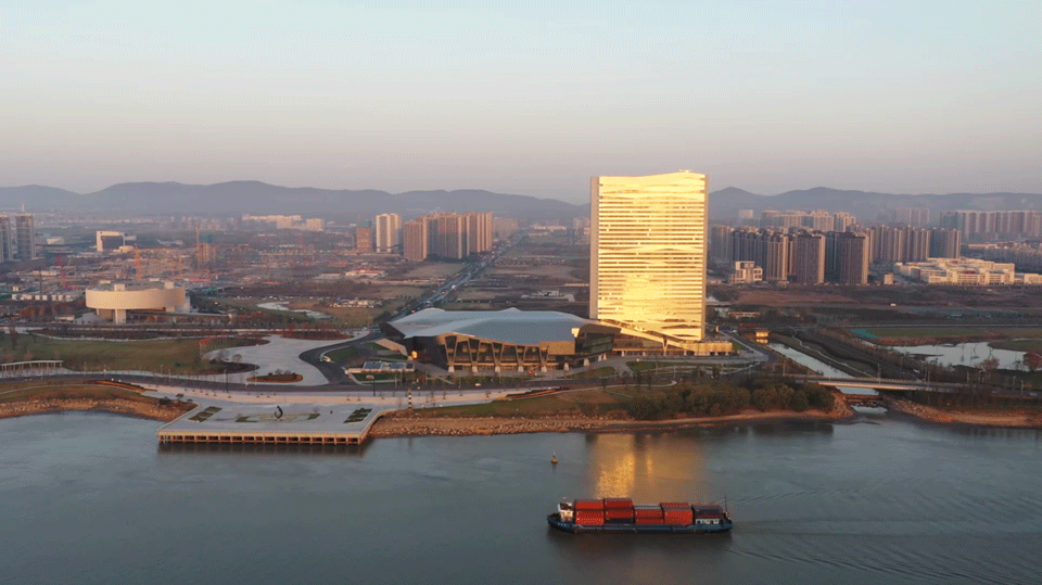 Yangtze River International Conference Center Morphosis
