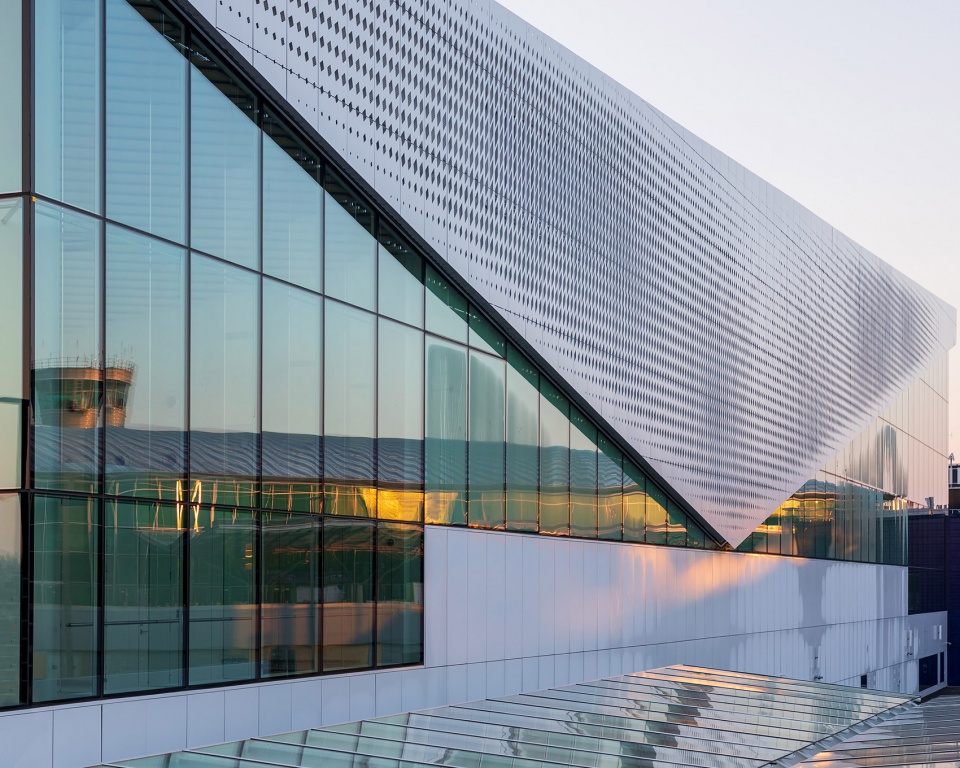 helsinki airport departures and arrivals building by ala architects