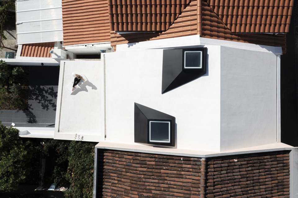 windmill house by box arquitectos