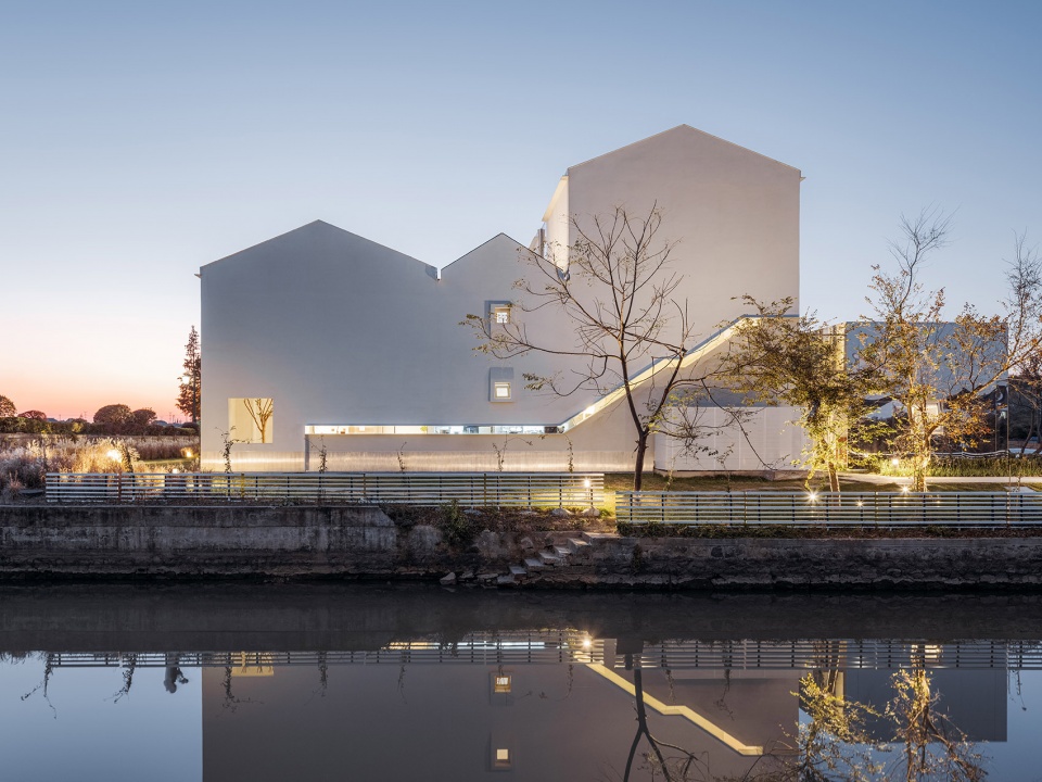 The White Suzhou Section Homestay China by Wutopia Lab