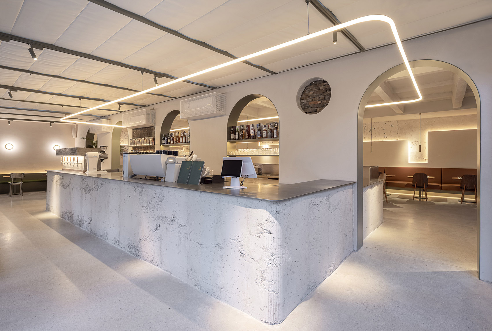 Metoo Cafe IDEAL 166 Store China by Hangzhou Guantang Interior Design