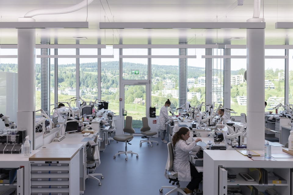 new manufacture de haute horlogerie audemars piguet in les saignoles by kunik de morsier architectes