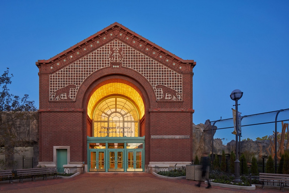 Pepper Family Wildlife Center At Lincoln Park Zoo by Goettsch Partners